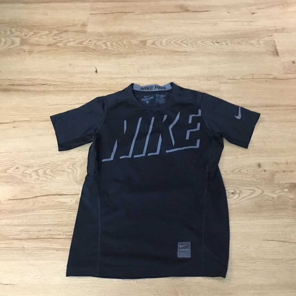 Nike pro shirt